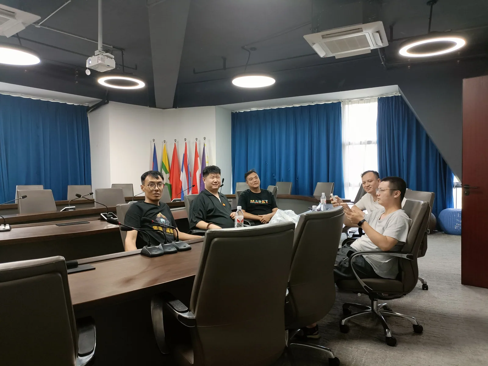同合杉天商业化团队与桂贸网创始团队磋商代理权相关事宜